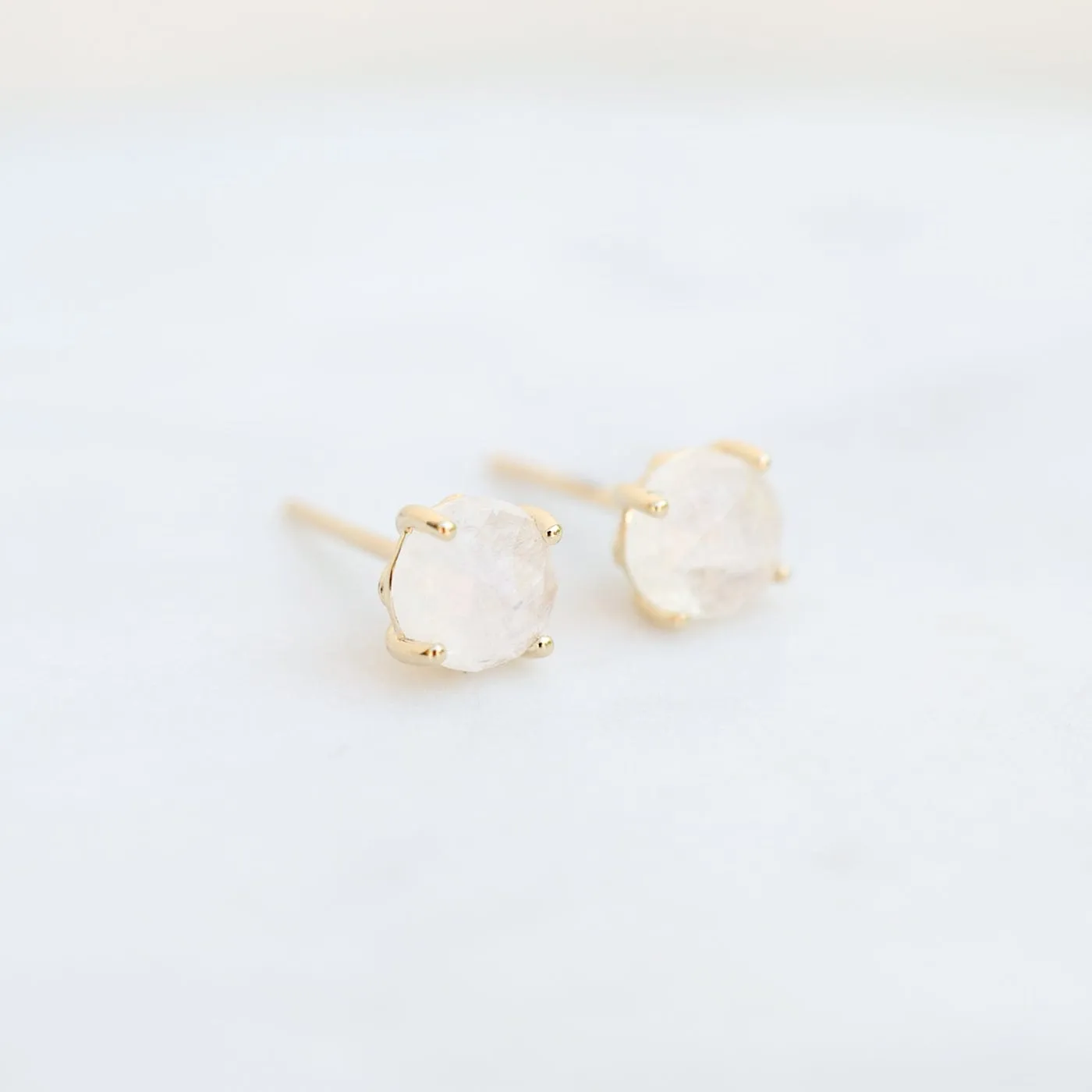 14k Yellow Gold 6mm Round Rainbow Moonstone Post Earrings