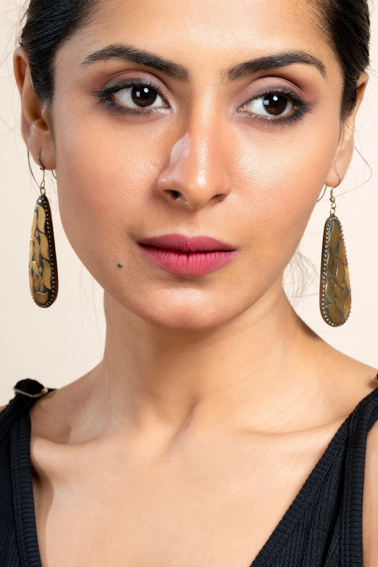 Black Golden Tibetan Earrings - Exquisite Detail, Unique Design, Perfect for All Occasions