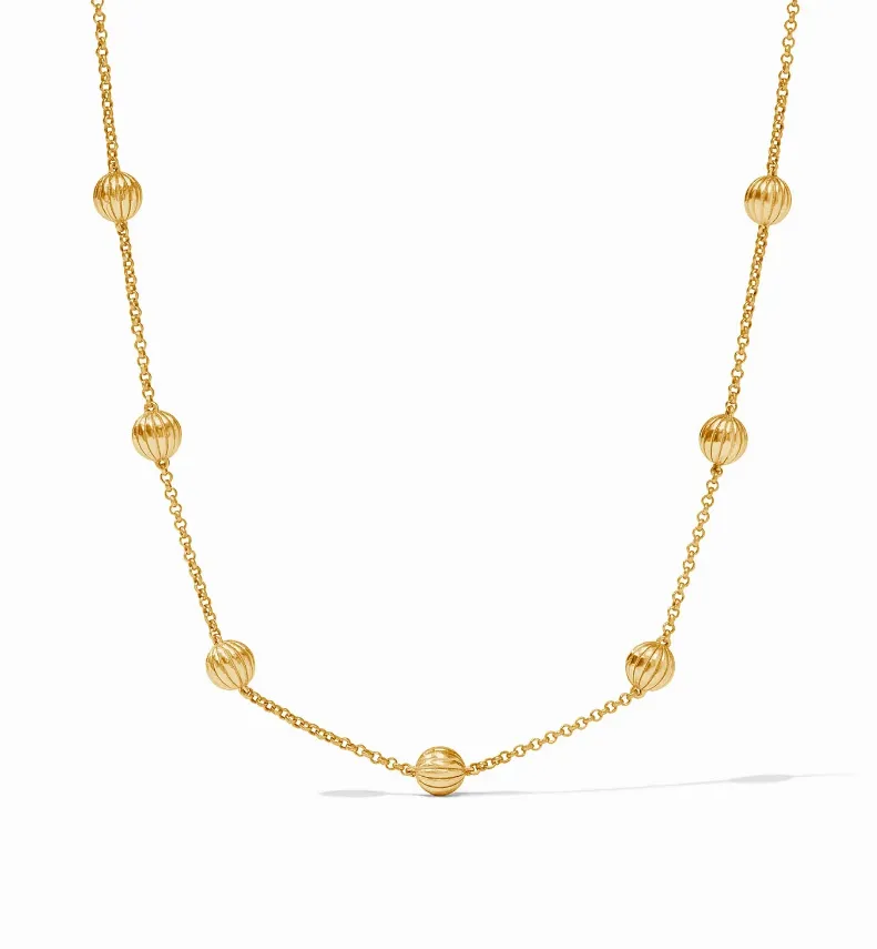 Cirque Delicate Station Necklace