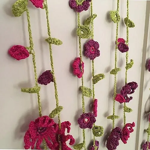 Crochet Floral Garland Necklace - Free Pattern