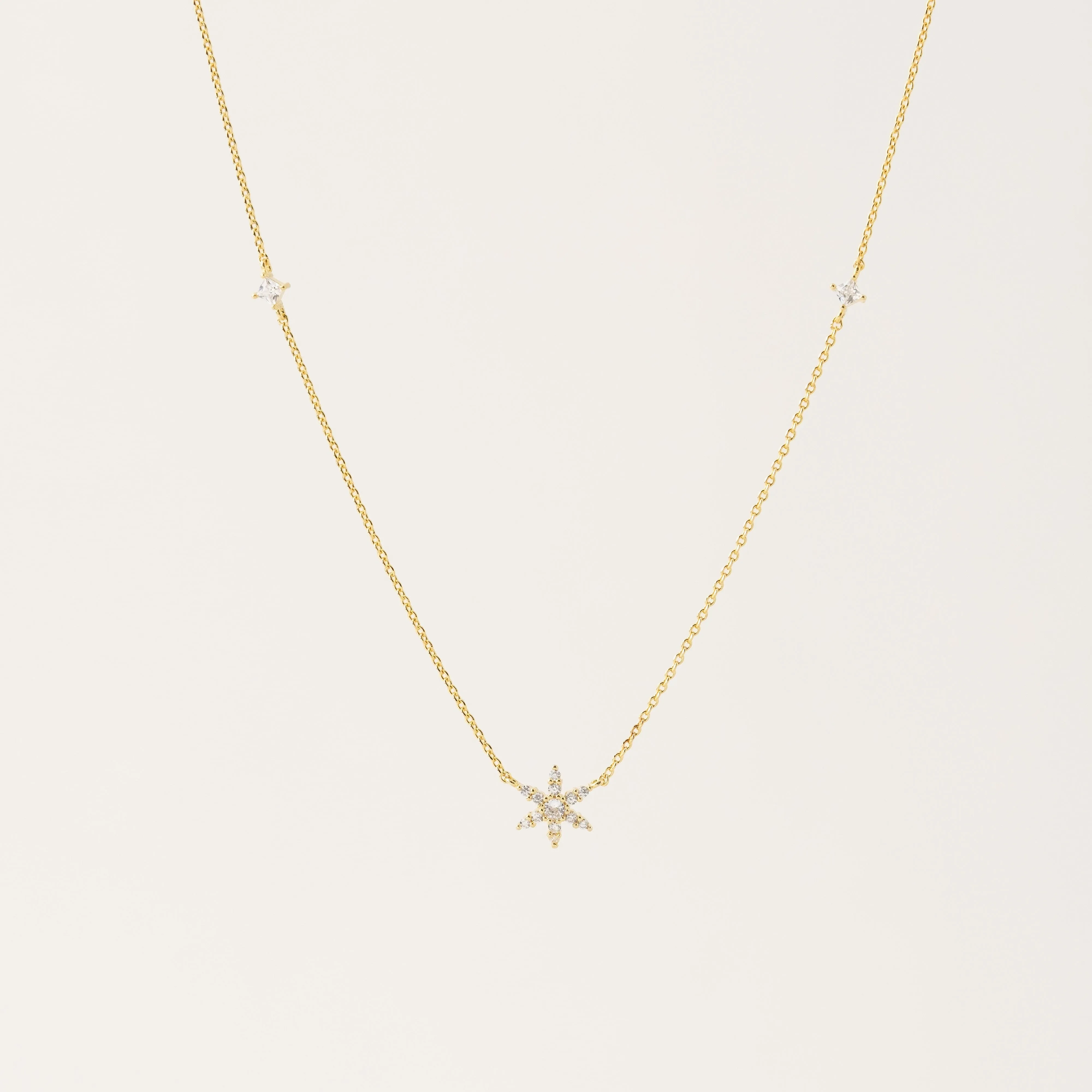 Etoile Star Necklace Gold