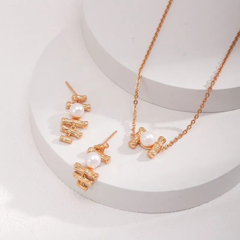 Fiber Twig Gold Vermeil Necklace