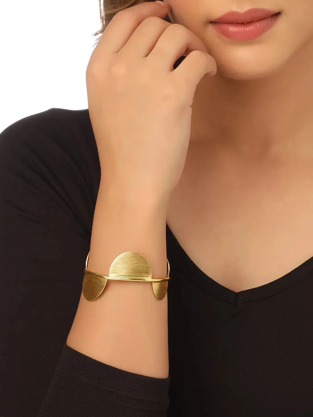 gold plated adjusted kada bracelet