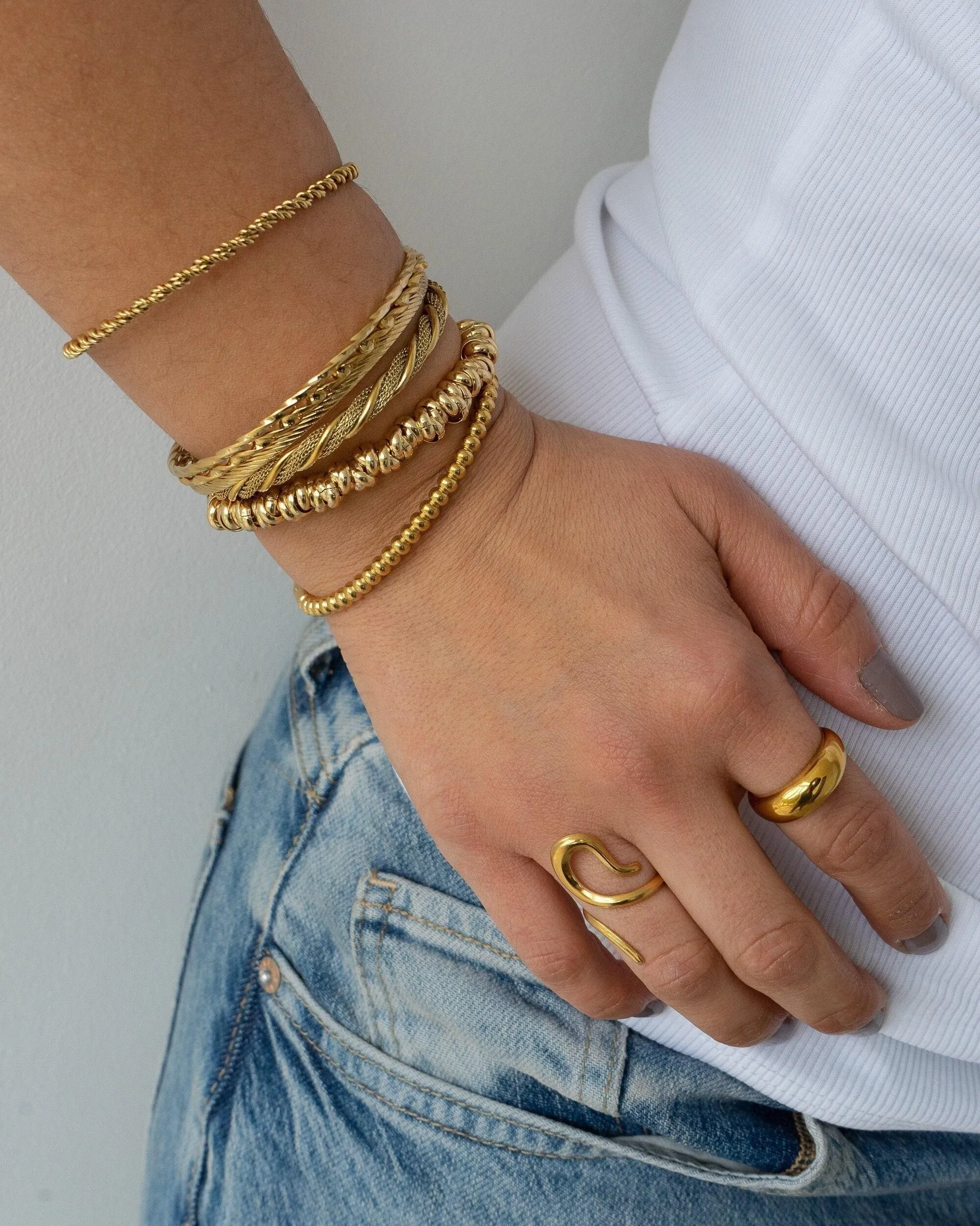 Gold twisted wire open Bracelet