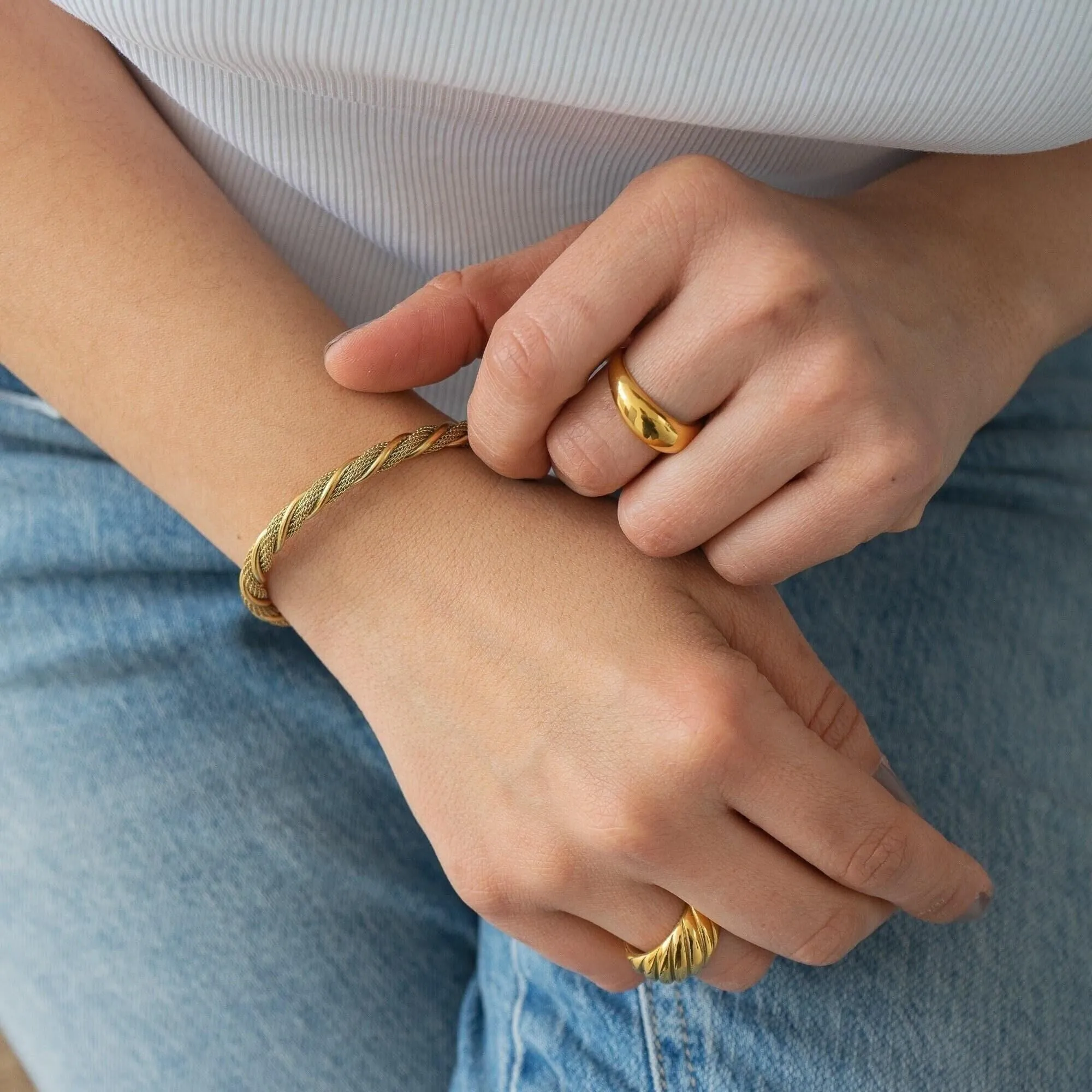 Gold twisted wire open Bracelet