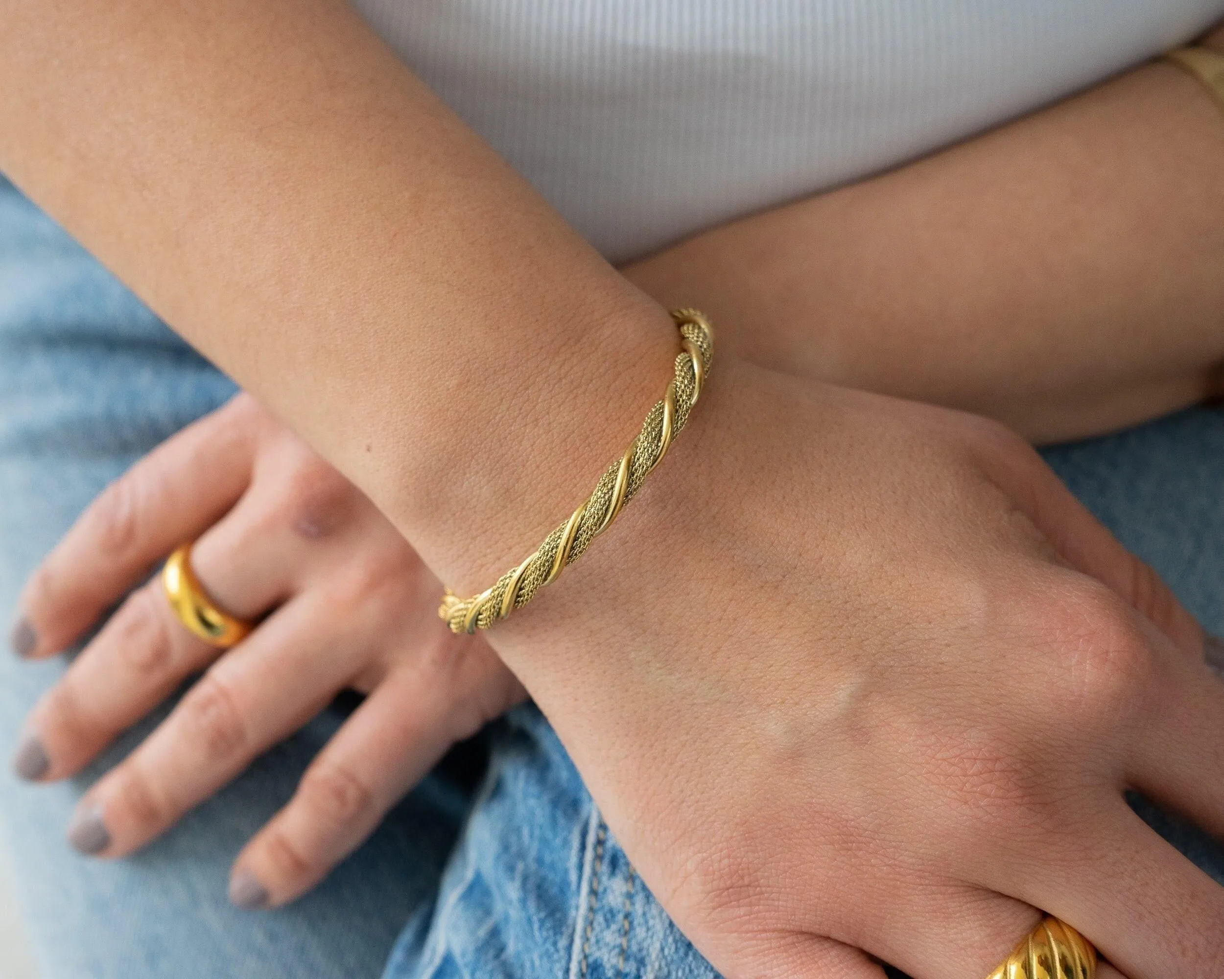 Gold twisted wire open Bracelet