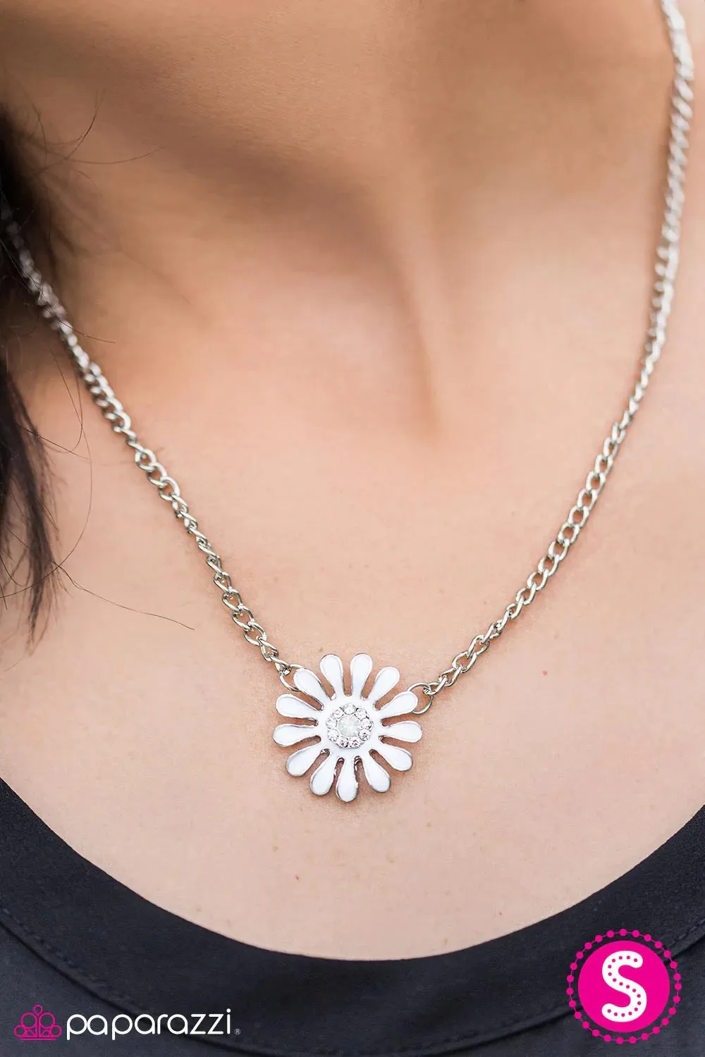 Paparazzi Necklace ~ Bloom With Grace - White