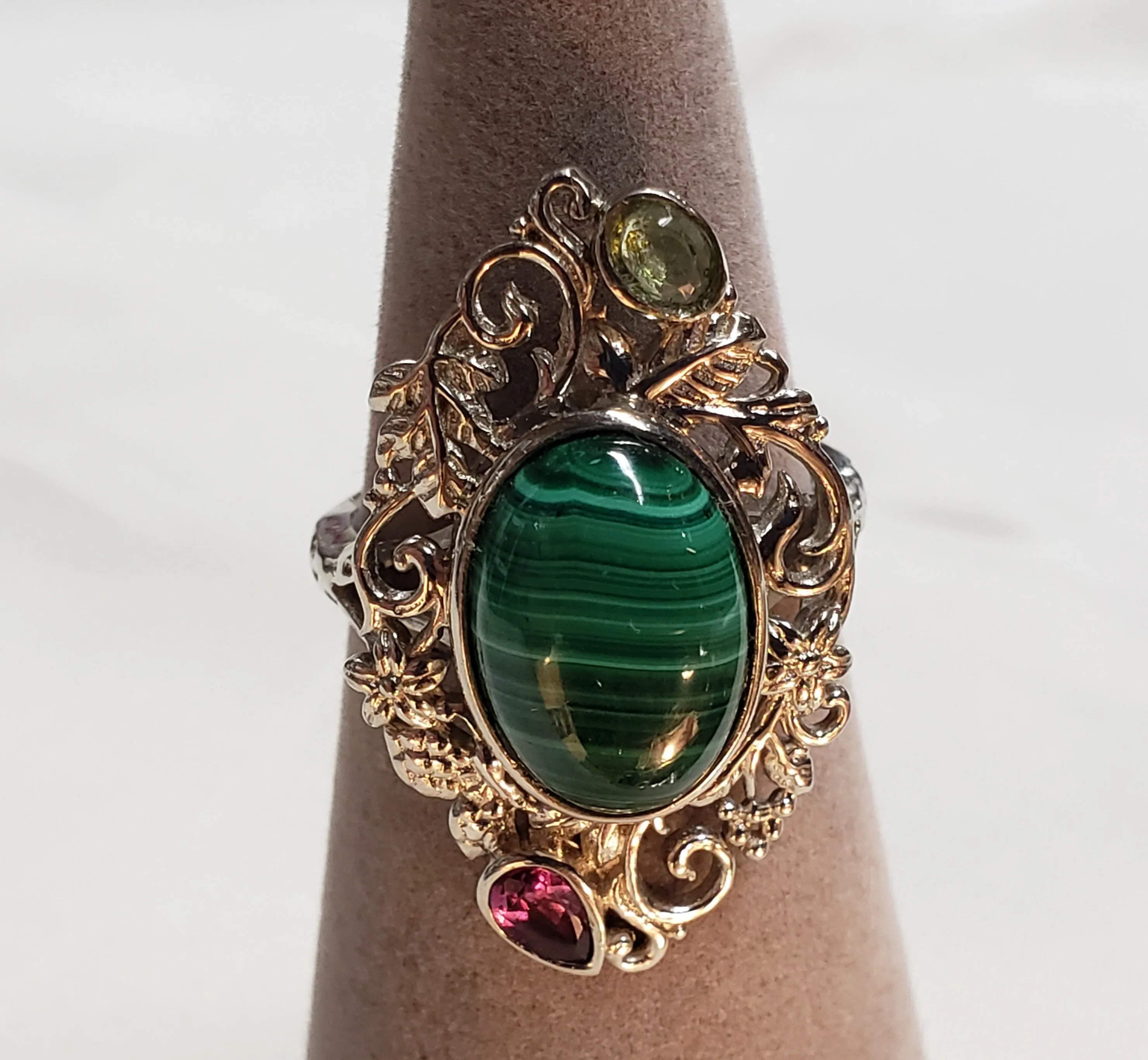 Size 9 Artisan Crafted African Malachite, 7.75 ctw Multi Gemstone Ring in Platinum over Copper with Magnet