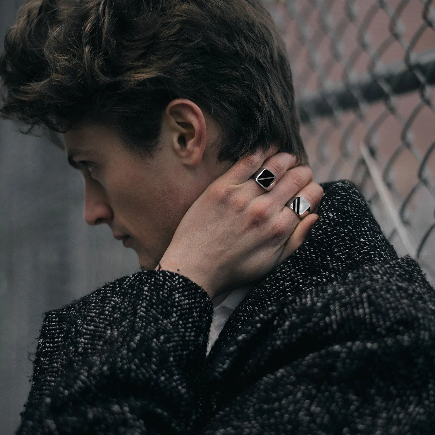 TRIANGLE PATTERN BLACK ONYX SQUARE SIGNET RING