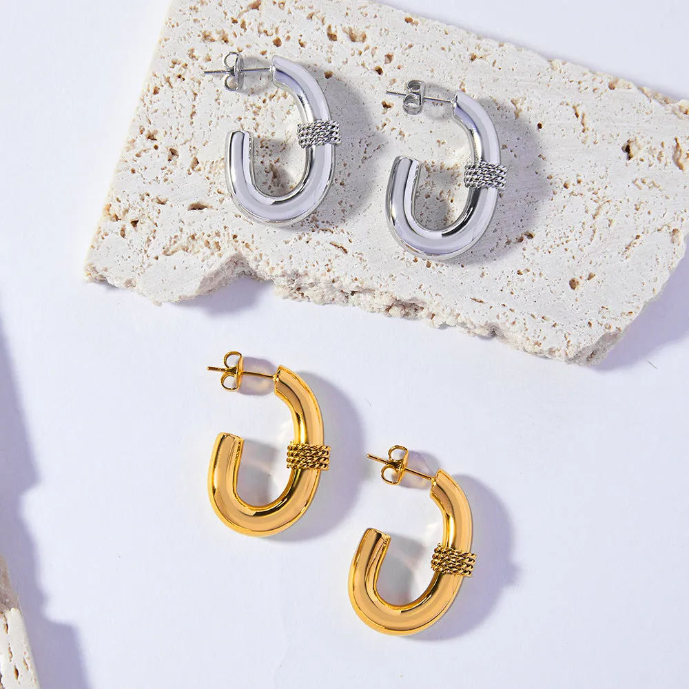 Twisted Gold-Plated U-Shaped Earrings with Unique Weaving Design