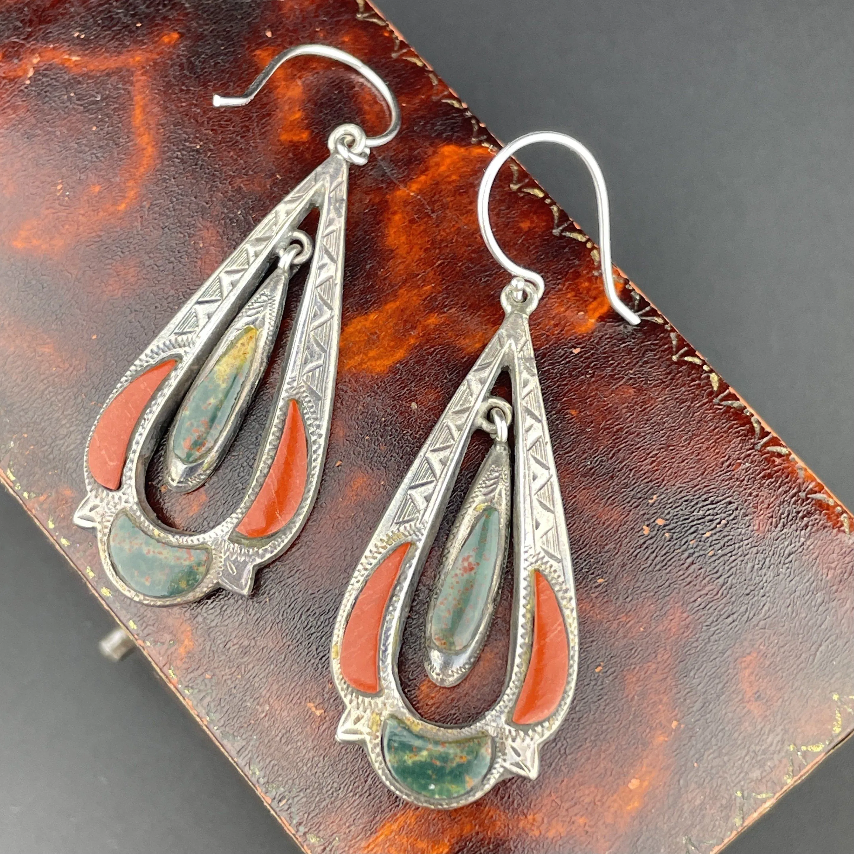 Victorian Silver Scottish Agate Chandelier Dangle Earrings