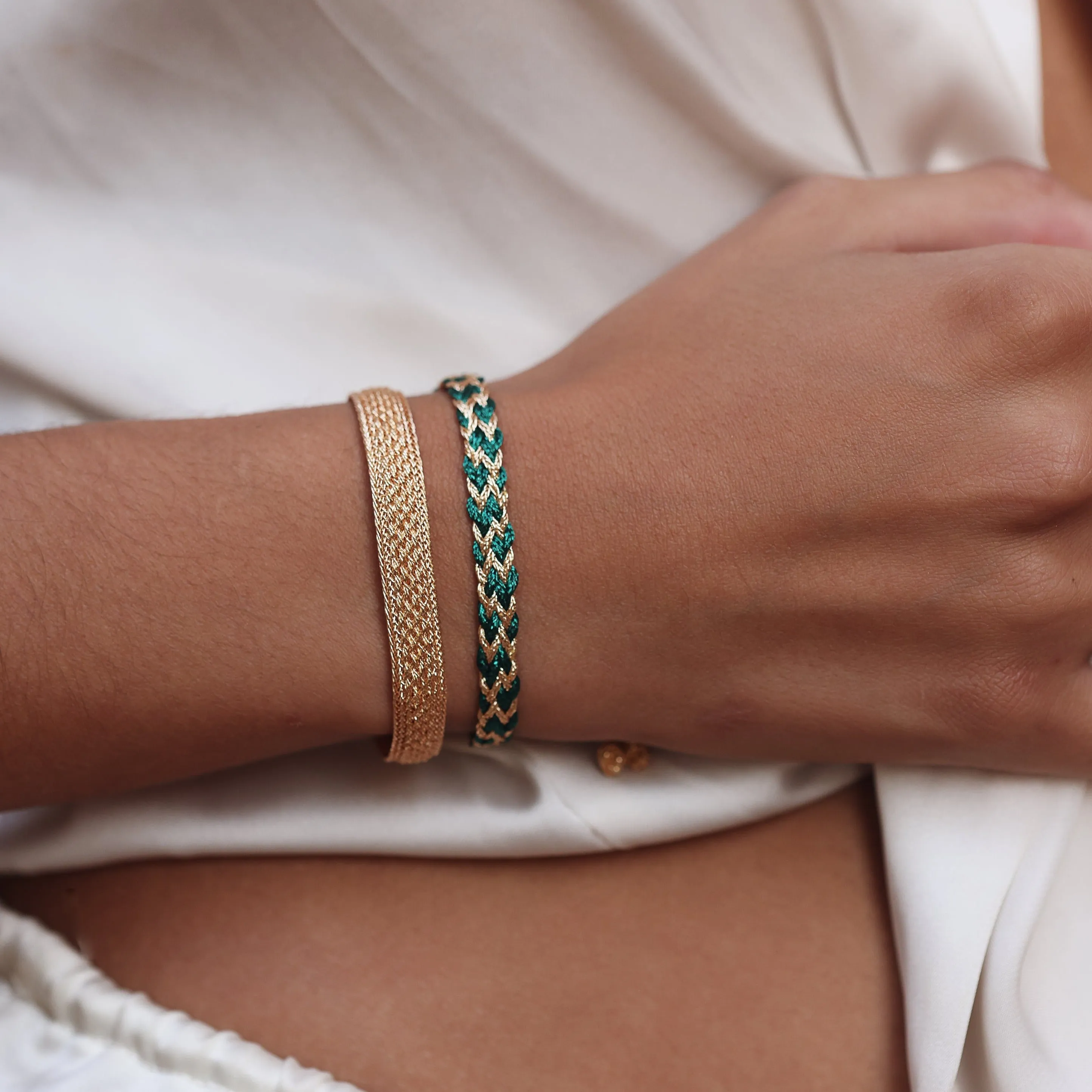 Zyn n°2 Bracelet in Peach Emerald